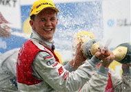 DTM: Ekström trea - kvar i mästerskapsledning