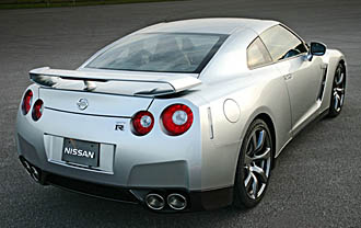 FLER BILDER: Nissan GT-R
