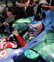 Jenson Button hotar byta team