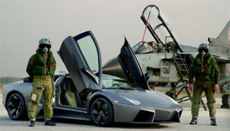 Lambo Reventón körde ifrån Tornadon