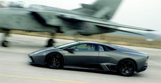Lambo Reventón körde ifrån Tornadon