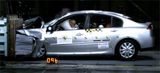 Euro NCAP: 5 stjärnor för V70 - men problem med krockgardin