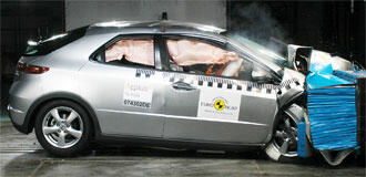 Euro NCAP: 5 stjärnor för V70 - men problem med krockgardin