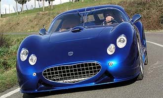 Retromix av Bugatti, Morgan och Maserati