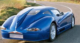 Retromix av Bugatti, Morgan och Maserati