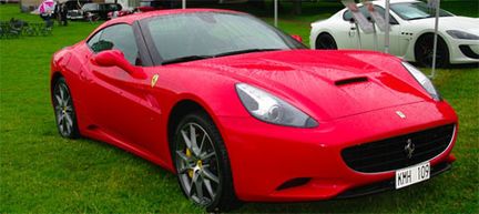 Här samlas Sveriges miljonärer för att köpa bil