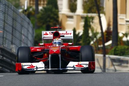 Ferrari och Alonso i topp i Monaco