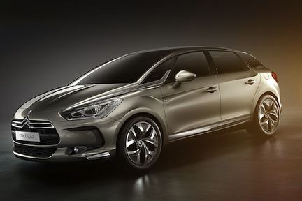 Nya Citroën DS5: Crossover med hybriddrift