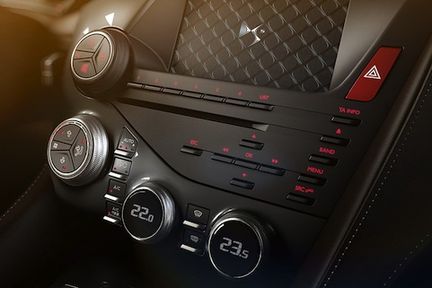 Nya Citroën DS5: Crossover med hybriddrift