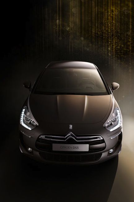 Nya Citroën DS5: Crossover med hybriddrift