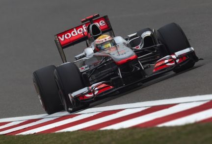 F1: Sebastian Vettel utklassar alla i kvalet