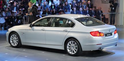 BMW visar 5-serien som laddhybrid