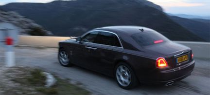 Rolls-Royce: Världens lyxigaste provkörda!