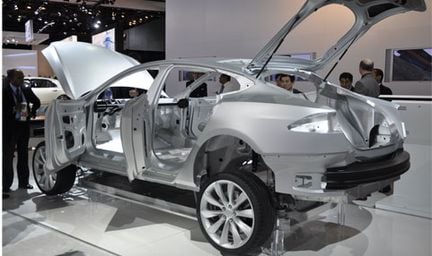 Tesla S klar 2012 - i lyxversion