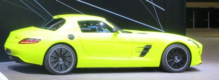 Mercedes är helt matt