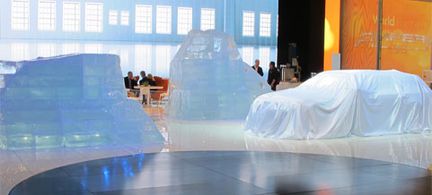 Genèvesalongen - i väntan på den nya Saab-fågeln