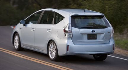 Toyota Prius blir 7-sitsig