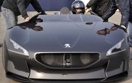 Peugeot EX1: El-Batmobil slår rekord