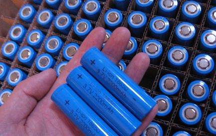 Laptopbatterier ger billigare elbilar