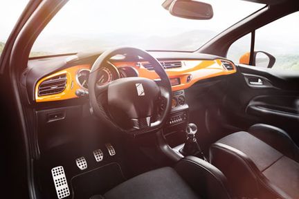 Citroën DS3 Racing: Kolfibergalore