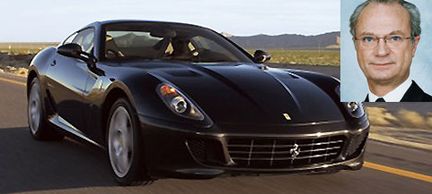 Polisen: "Kungen ska köra snabbt!"