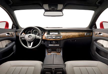 Mercedes CLS: Mindre herrklubb