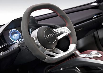 Audi e-tron Spyder kombinerar el och diesel