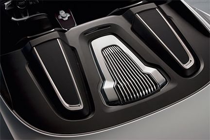 Audi e-tron Spyder kombinerar el och diesel