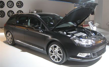 Paris: Vad gömmer sig under täcket?