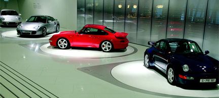 Vi letar efter dig som kör Porsche Carrera GT!