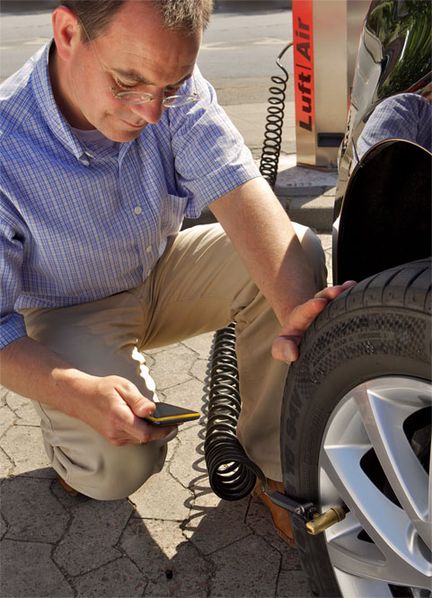 Intelligent däck varnar via mobilen