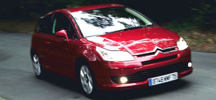 Citroën C4 piggar upp i Golf-klassen