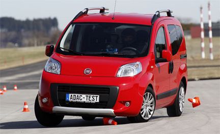 Vältbenägen kombi får ESP som standard