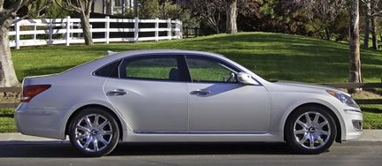 Hyundai säljer lyxbil vid din dörr