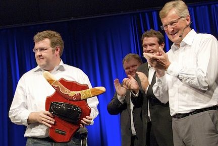 Steven Wade får nyinstiftat pris av Saab