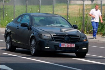 C-klass Coupé närmar sig