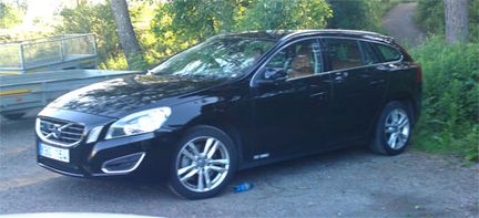 Volvo V60 omaskerad i Sverige