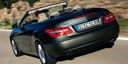 Mercedes E-klass Cabrio med vindkeps