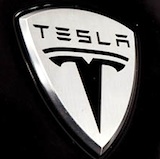 Toyota investerar i elbilstillverkaren Tesla