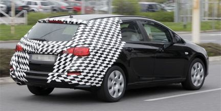 Astra kombi: Helt omaskerad