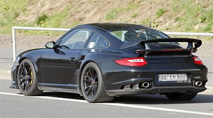 Porsche 911 GT2 RS avslöjad på bild