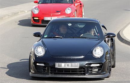 Porsche 911 GT2 RS avslöjad på bild