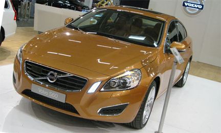 Se Spyker, nya S60, nya 9-5 och få en gratis tidning!