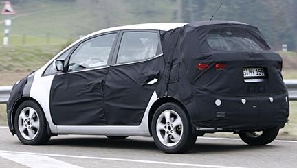 Här är Hyundai ic25 - Kia Vengas tvilling