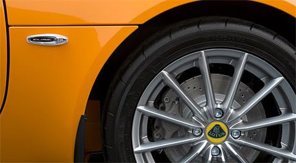 Lotus Elise får ett lyft och blir snålare