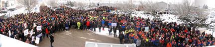 Saabanställda protesterade - slutade arbeta