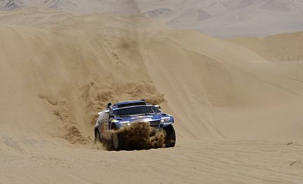 Dakar: Sainz upp i ledning!