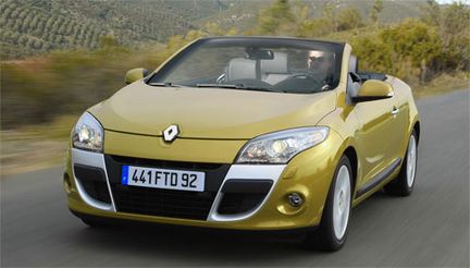 Mégane CC strippar inför Genève