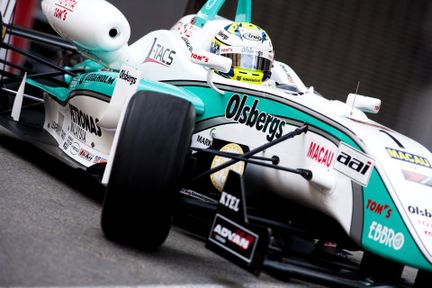 Marcus tog pole i Macau