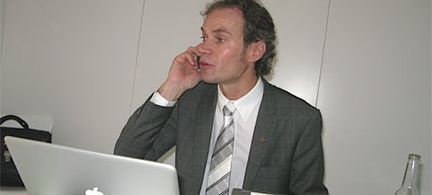 Bård Eker: "Saab-affären fortsätter enligt plan"